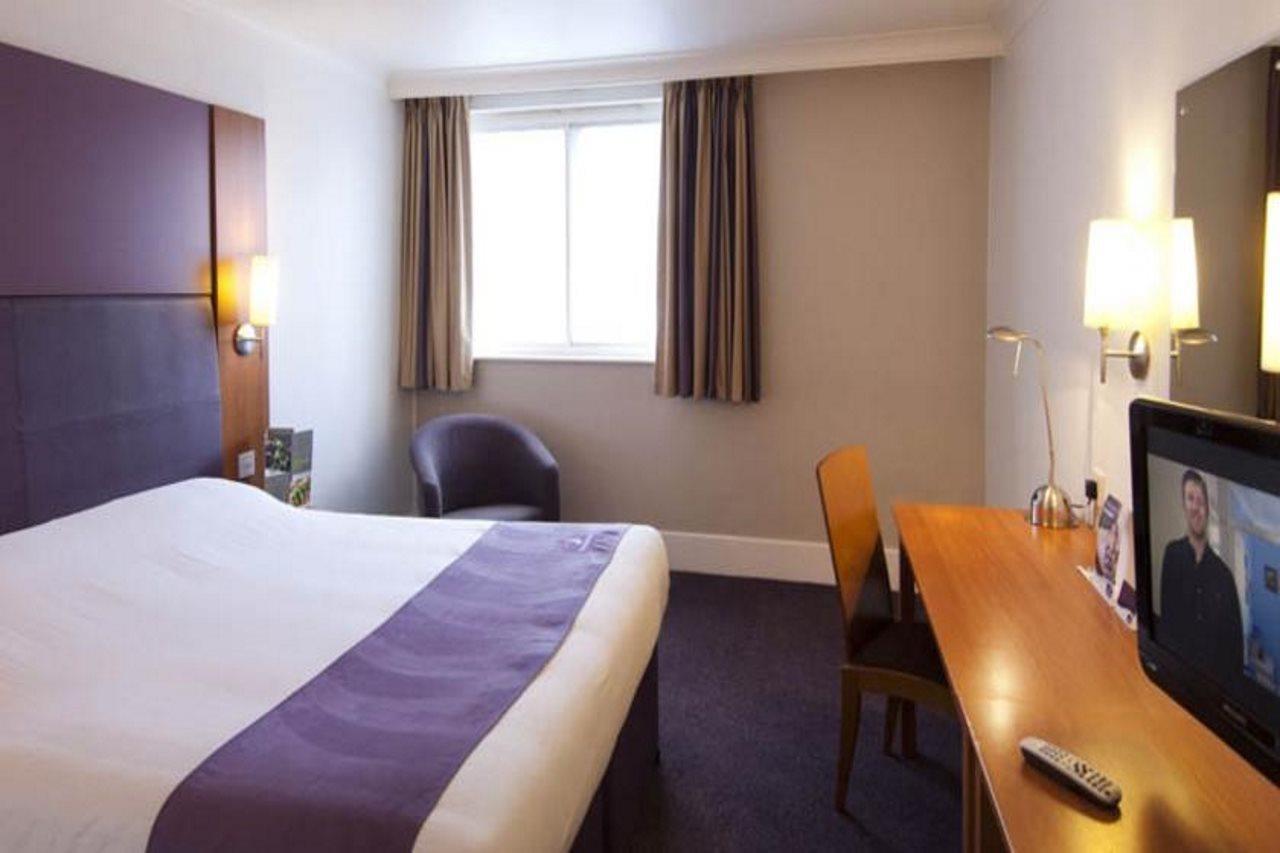 Premier Inn Worthing Seafront Esterno foto
